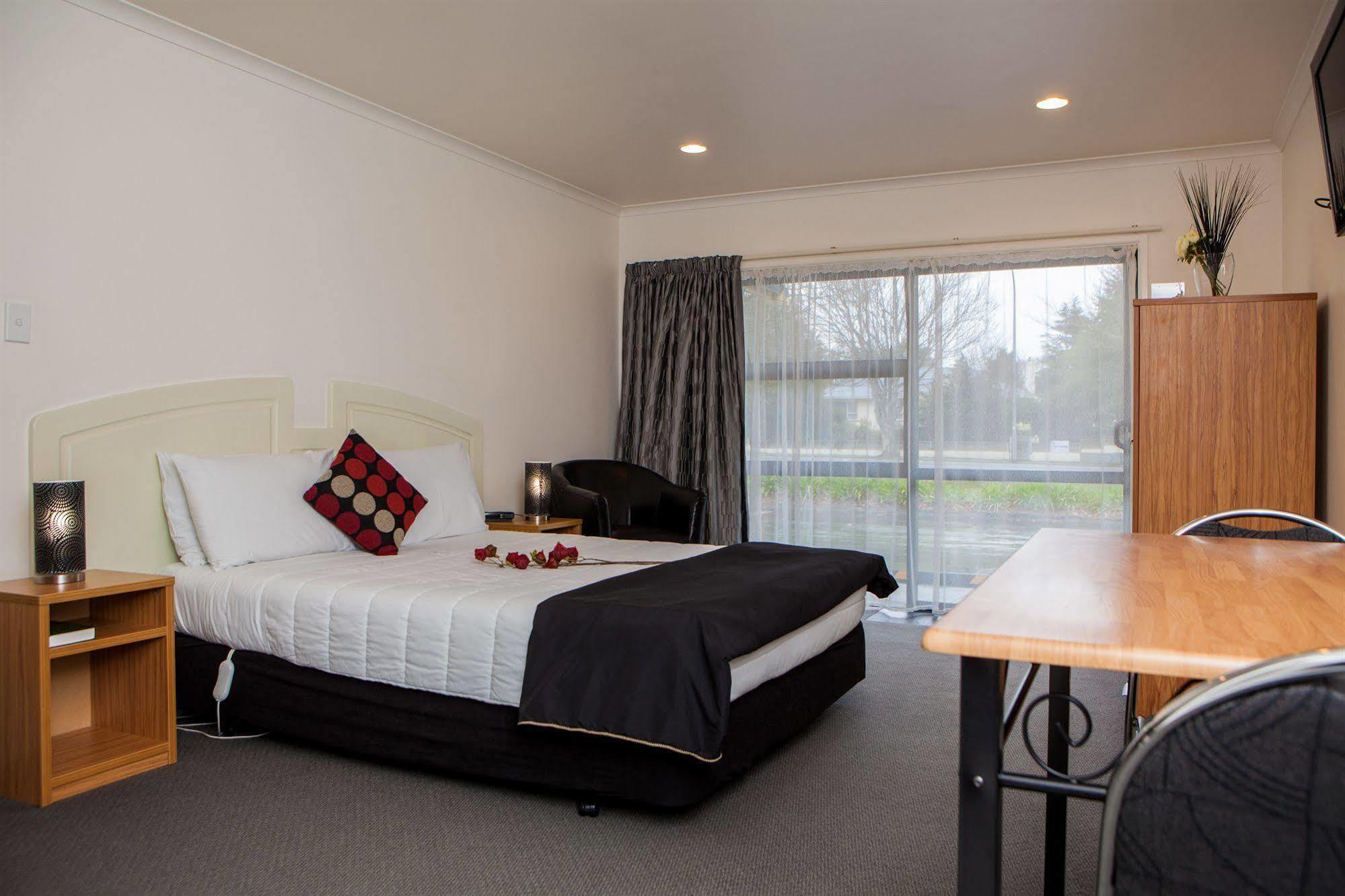 Antonio Mews Motel Stratford Zewnętrze zdjęcie